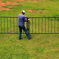 Diversão segura com o aluguel de grade para show